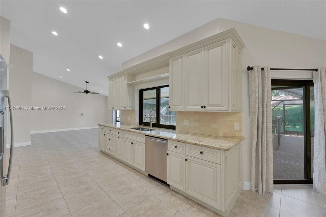 En Renta: $5,795 (5 camas, 3 baños, 2834 Pies cuadrados)