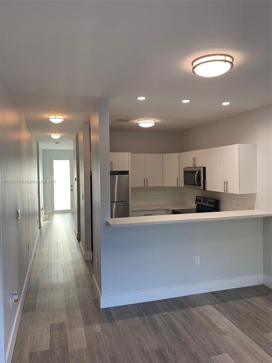 For Rent: $2,800 (3 beds, 2 baths, 1350 Square Feet)