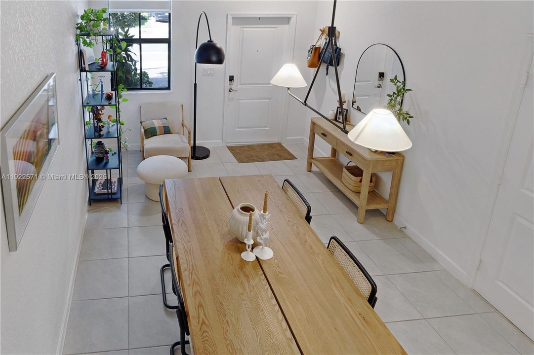 For Sale: $500,000 (3 beds, 2 baths, 1695 Square Feet)