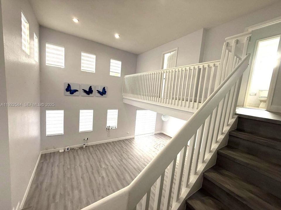 For Rent: $4,300 (4 beds, 2 baths, 2809 Square Feet)