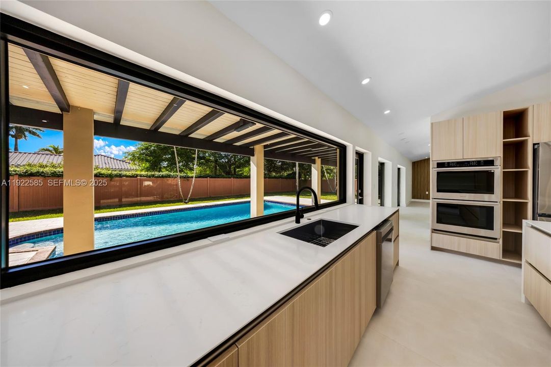 For Sale: $1,595,000 (4 beds, 3 baths, 2466 Square Feet)