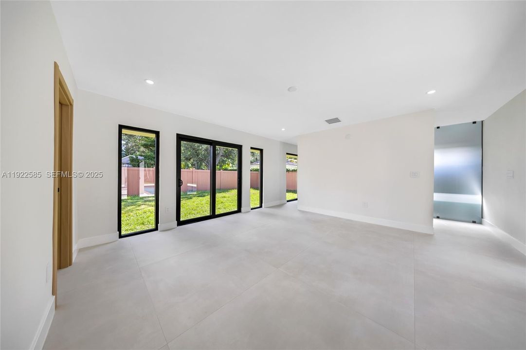 For Sale: $1,595,000 (4 beds, 3 baths, 2466 Square Feet)