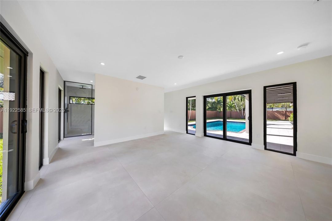 For Sale: $1,595,000 (4 beds, 3 baths, 2466 Square Feet)