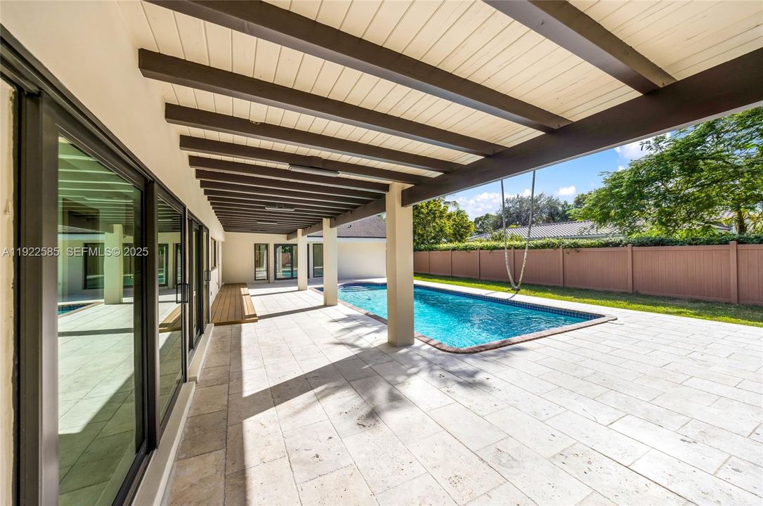 For Sale: $1,595,000 (4 beds, 3 baths, 2466 Square Feet)