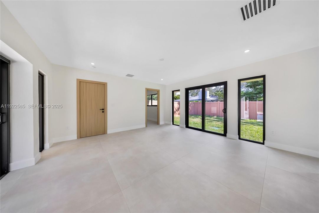 For Sale: $1,595,000 (4 beds, 3 baths, 2466 Square Feet)