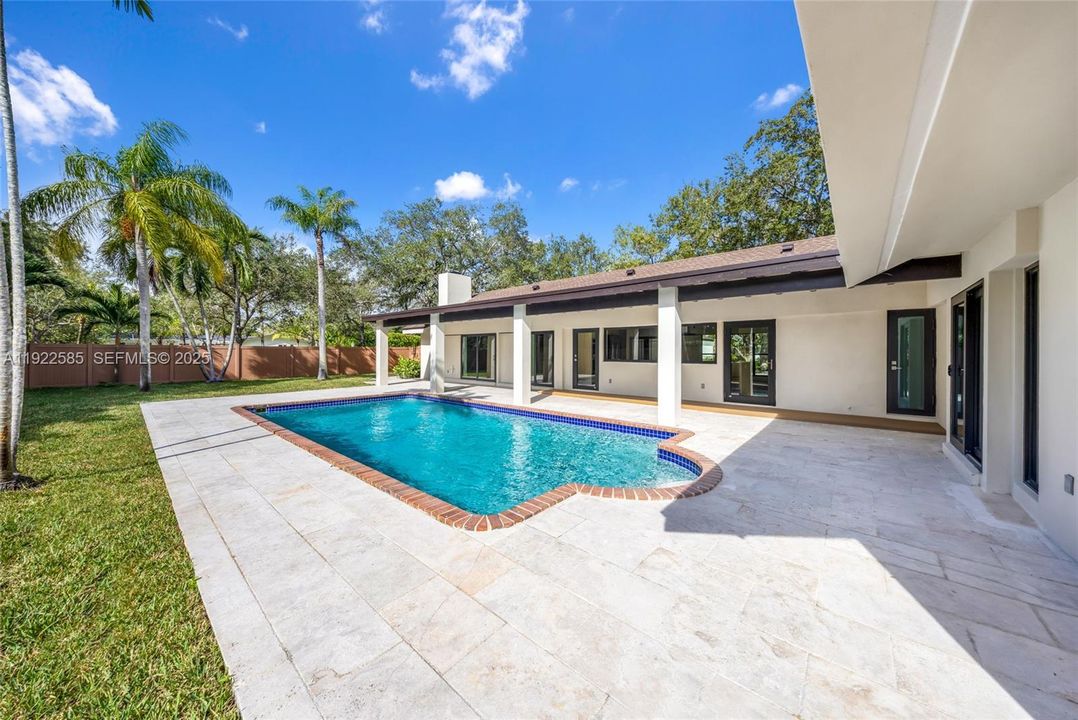 For Sale: $1,595,000 (4 beds, 3 baths, 2466 Square Feet)