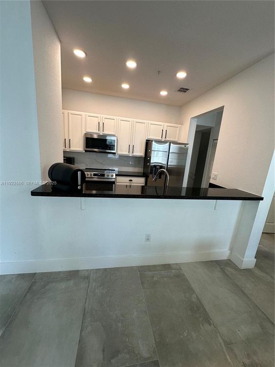 待售: $570,000 (3 贝兹, 3 浴室, 2000 平方英尺)