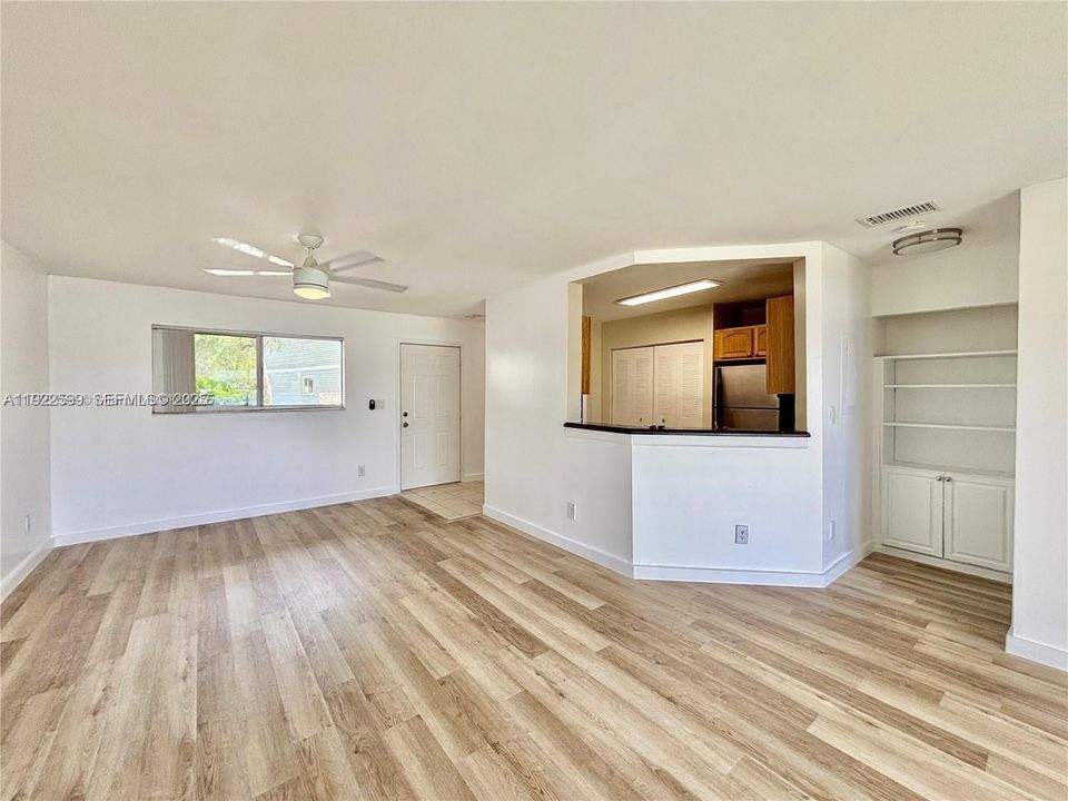 For Rent: $2,000 (2 beds, 2 baths, 1020 Square Feet)