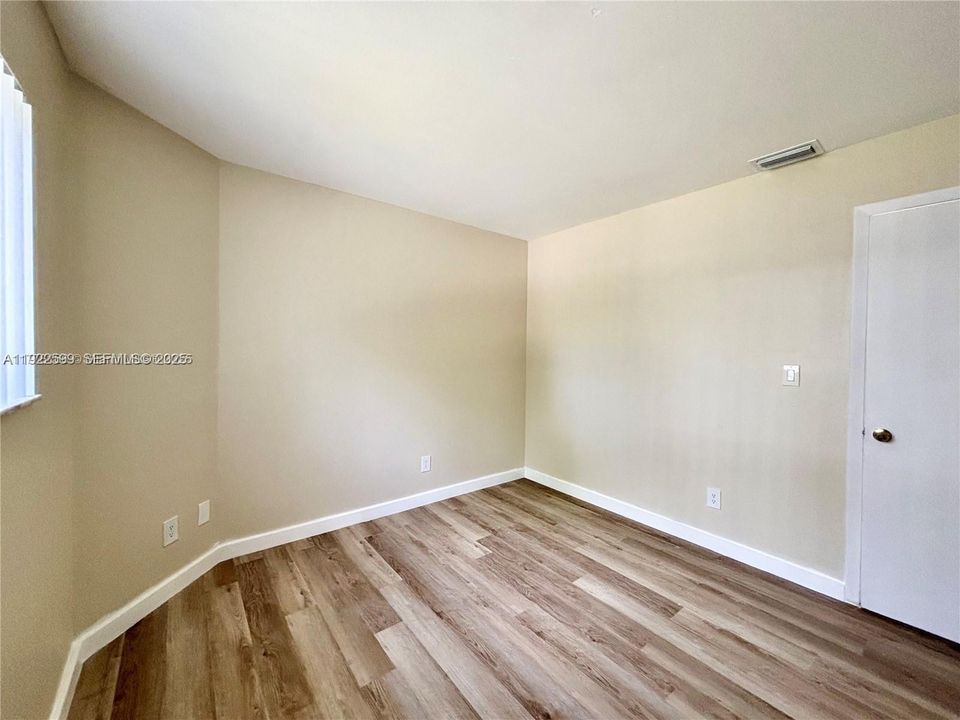 For Rent: $2,000 (2 beds, 2 baths, 1020 Square Feet)