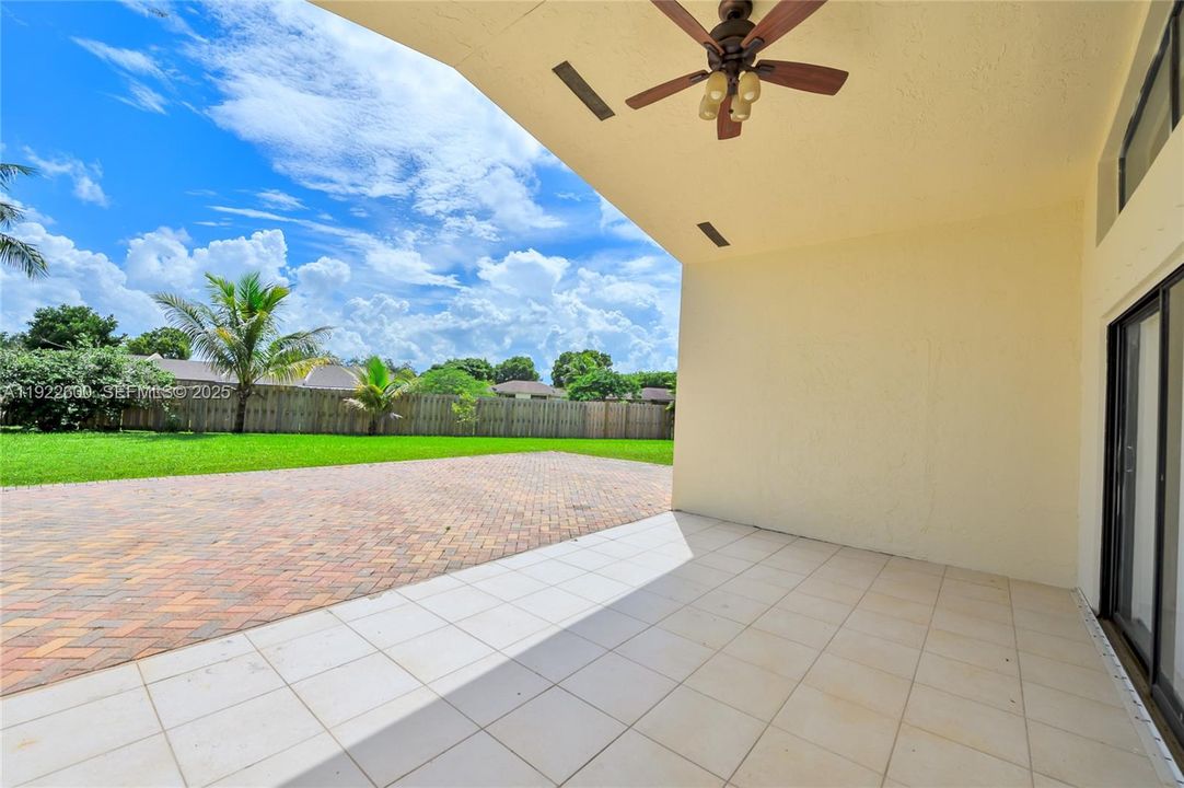 For Rent: $4,200 (4 beds, 2 baths, 1786 Square Feet)