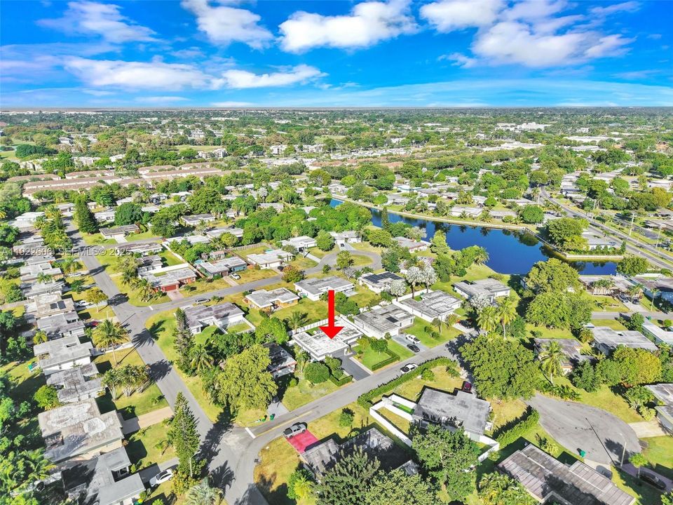 For Sale: $490,000 (4 beds, 2 baths, 1716 Square Feet)