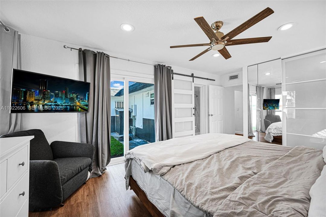 For Sale: $490,000 (4 beds, 2 baths, 1716 Square Feet)