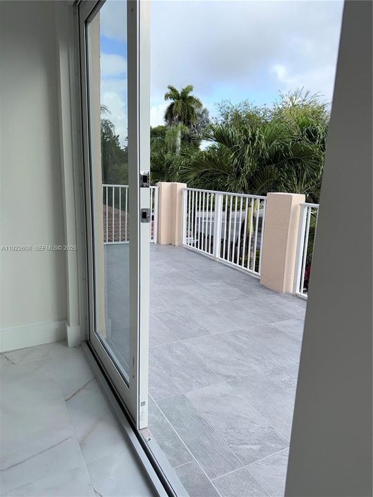 В аренду: $5,200 (4 спален, 2 ванн, 2885 Квадратных фут)