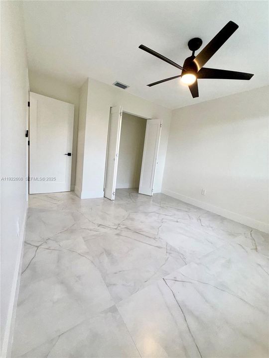 В аренду: $5,200 (4 спален, 2 ванн, 2885 Квадратных фут)