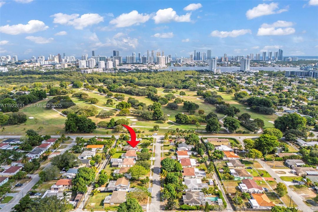 For Sale: $650,000 (3 beds, 2 baths, 1250 Square Feet)