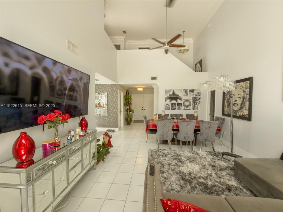 For Sale: $679,000 (4 beds, 2 baths, 2263 Square Feet)