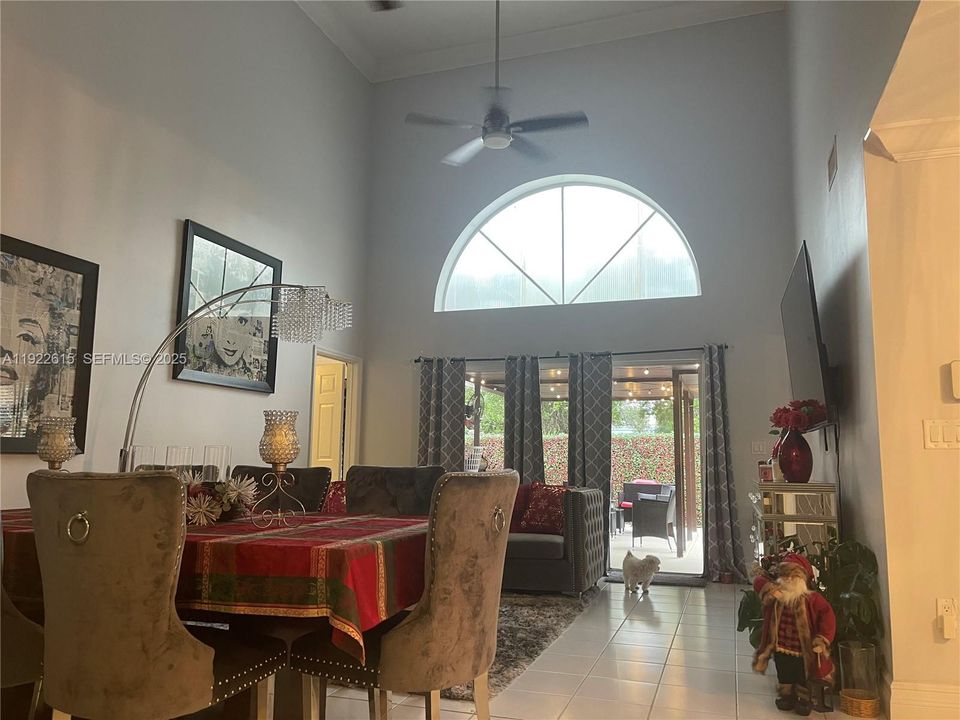 For Sale: $679,000 (4 beds, 2 baths, 2263 Square Feet)