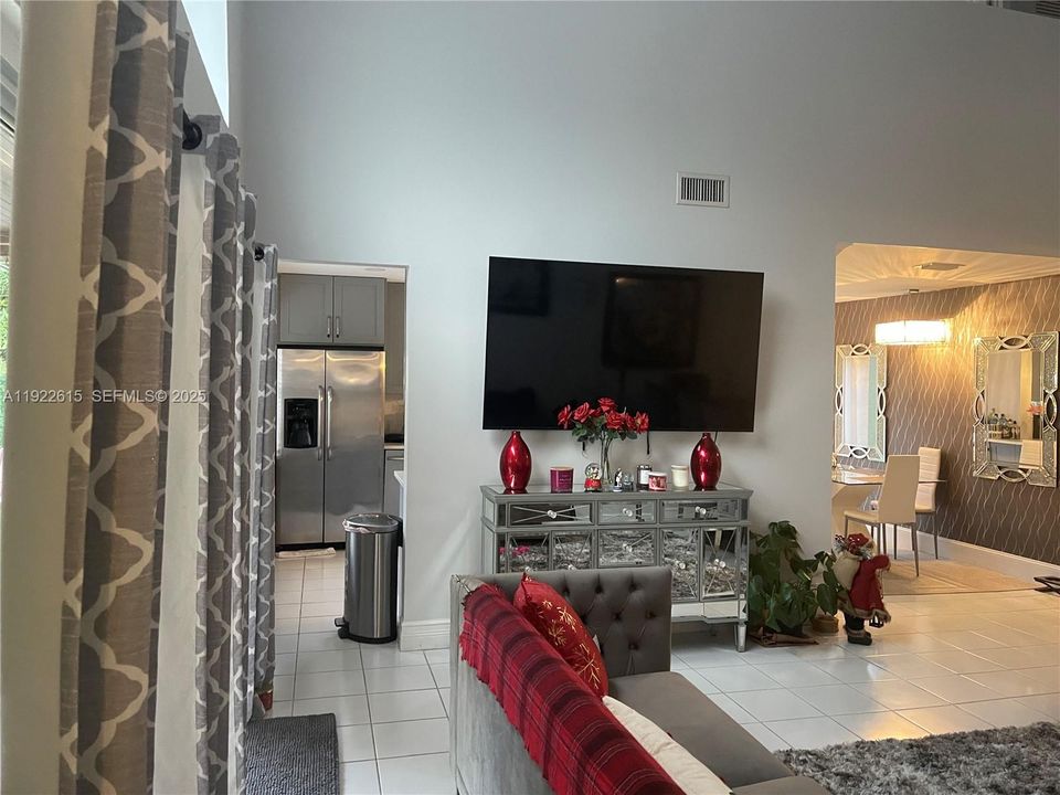 For Sale: $679,000 (4 beds, 2 baths, 2263 Square Feet)