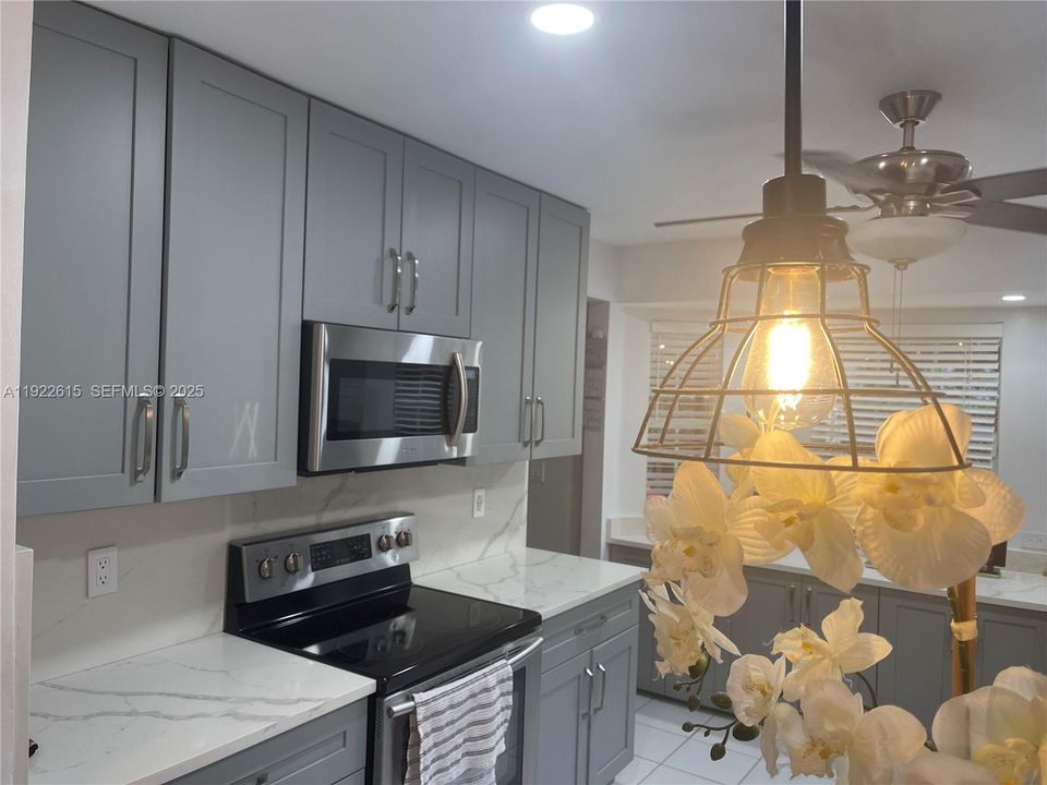 For Sale: $679,000 (4 beds, 2 baths, 2263 Square Feet)