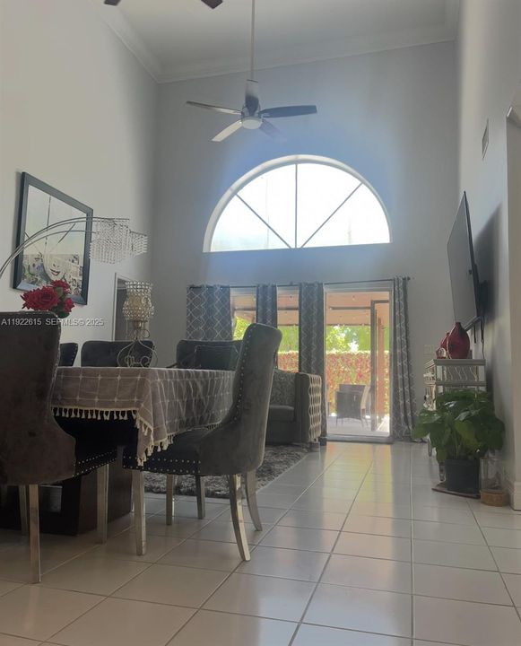 For Sale: $679,000 (4 beds, 2 baths, 2263 Square Feet)