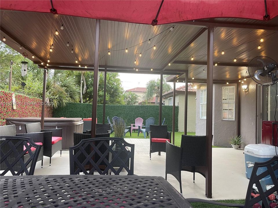 For Sale: $679,000 (4 beds, 2 baths, 2263 Square Feet)