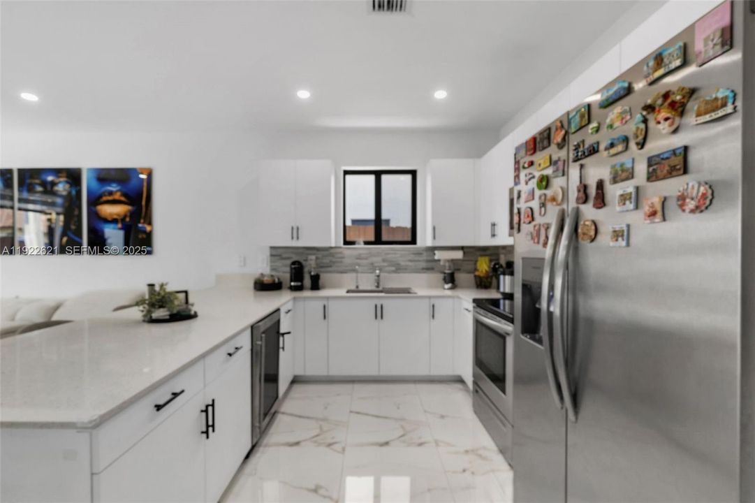 待售: $659,000 (4 贝兹, 3 浴室, 1895 平方英尺)