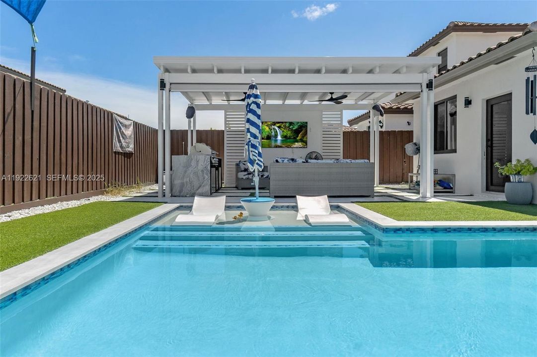 待售: $659,000 (4 贝兹, 3 浴室, 1895 平方英尺)