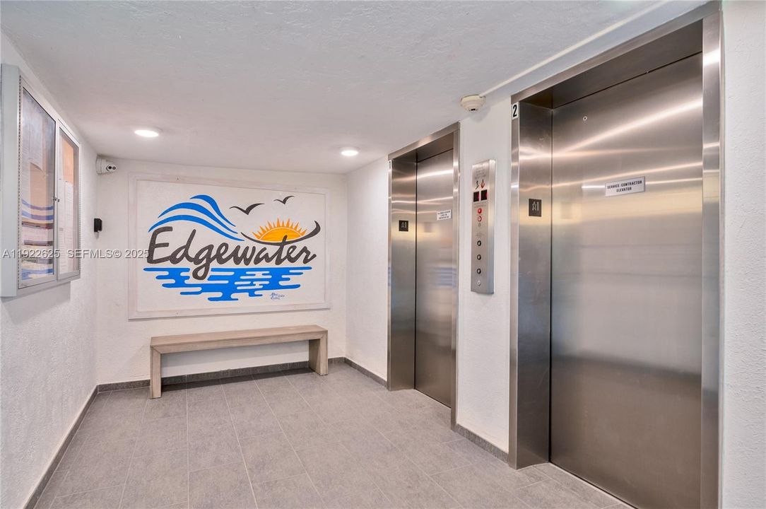 For Sale: $690,000 (2 beds, 2 baths, 1000 Square Feet)