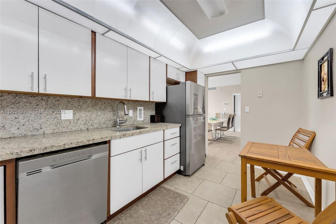 En Venta: $575,000 (2 camas, 2 baños, 1176 Pies cuadrados)