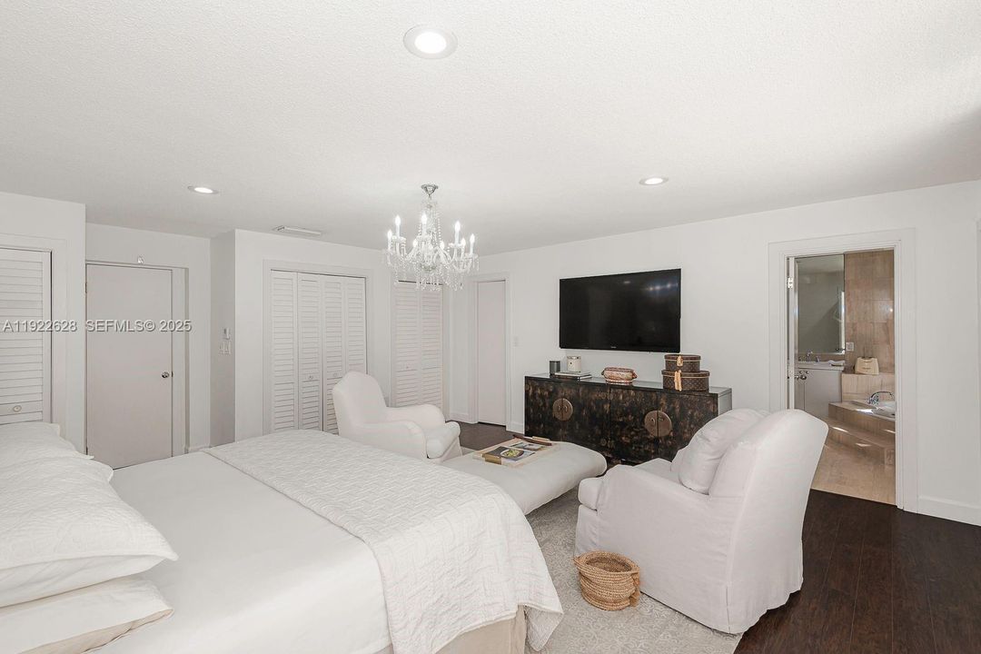 En Venta: $7,200,000 (5 camas, 5 baños, 4429 Pies cuadrados)