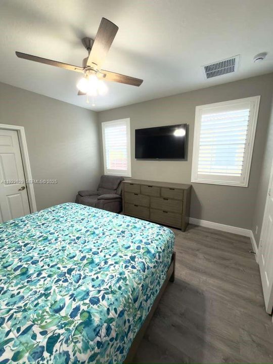 For Rent: $3,100 (3 beds, 3 baths, 1826 Square Feet)