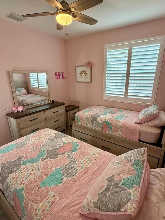 For Rent: $3,100 (3 beds, 3 baths, 1826 Square Feet)