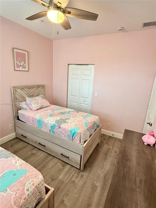 For Rent: $3,100 (3 beds, 3 baths, 1826 Square Feet)