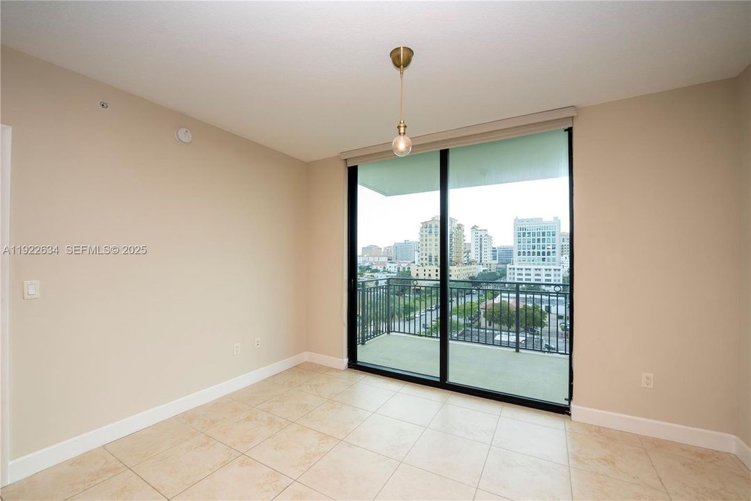 For Sale: $495,000 (1 beds, 1 baths, 780 Square Feet)