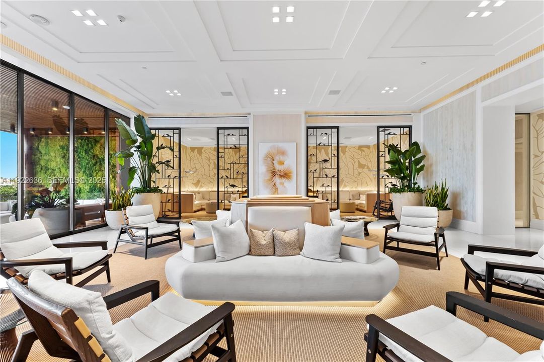 Waterfront Aperitivo Lounge