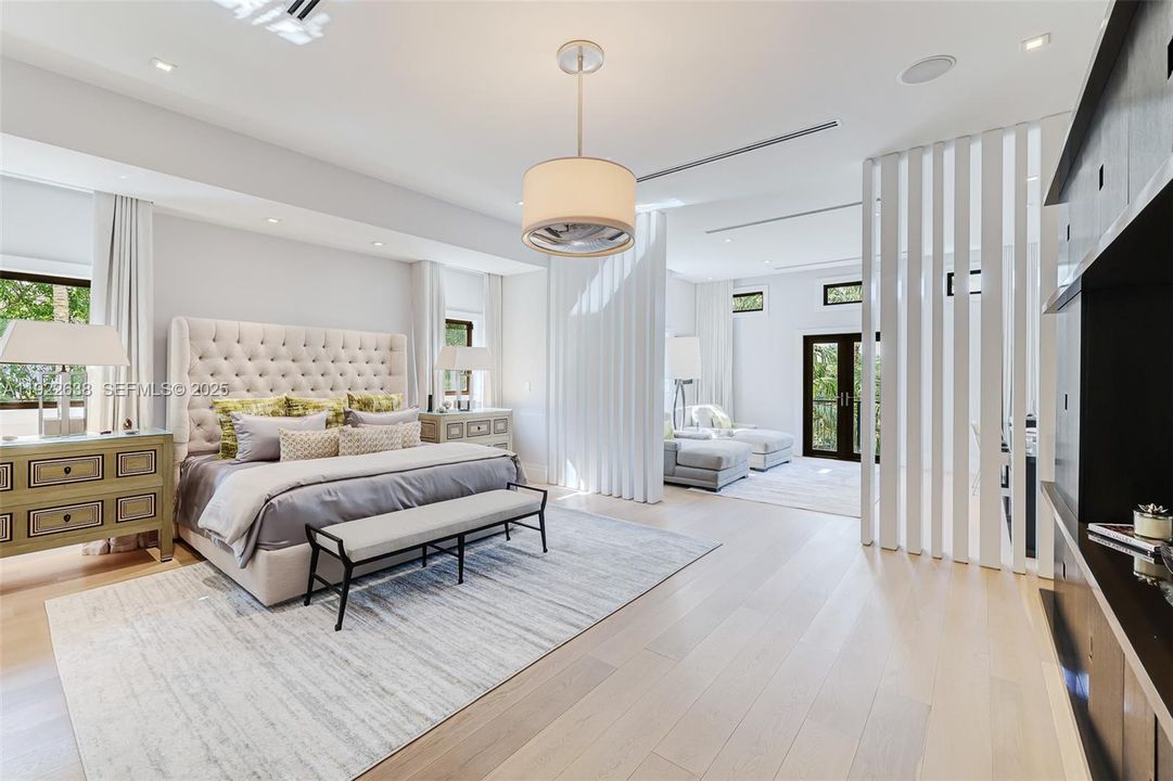 For Sale: $28,950,000 (6 beds, 6 baths, 13147 Square Feet)