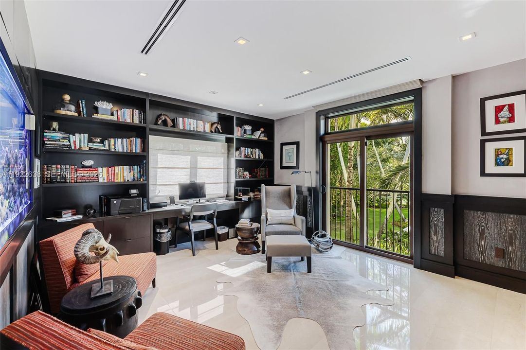 For Sale: $28,950,000 (6 beds, 6 baths, 13147 Square Feet)