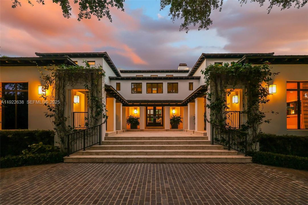 For Sale: $28,950,000 (6 beds, 6 baths, 13147 Square Feet)