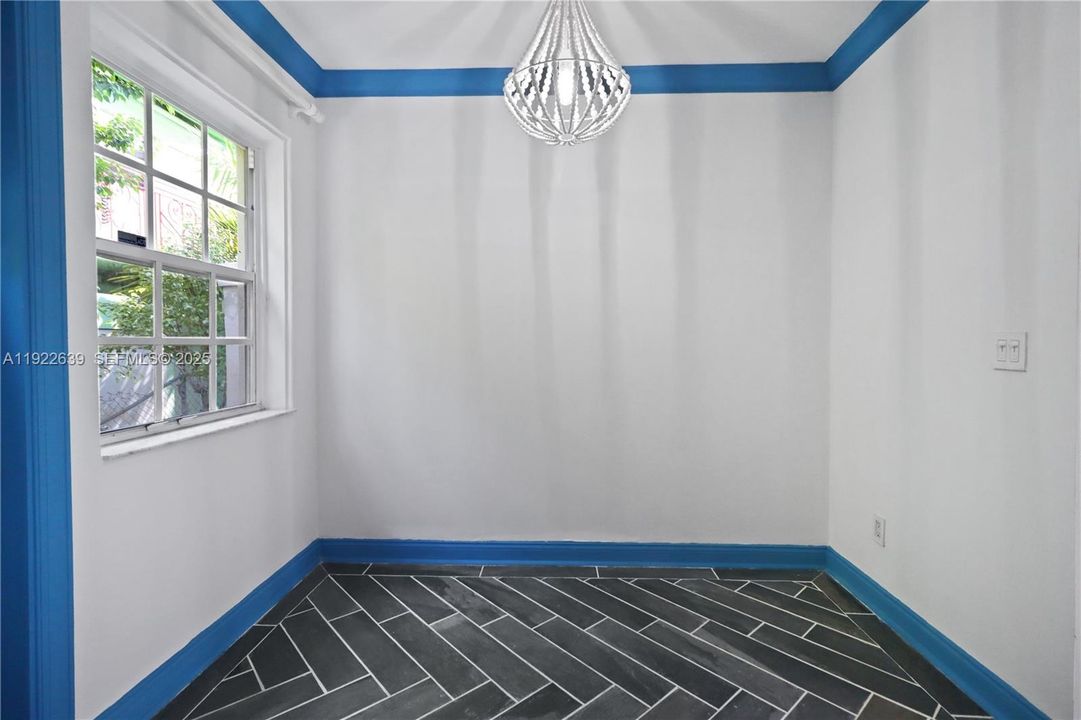 En Venta: $350,000 (1 camas, 1 baños, 650 Pies cuadrados)