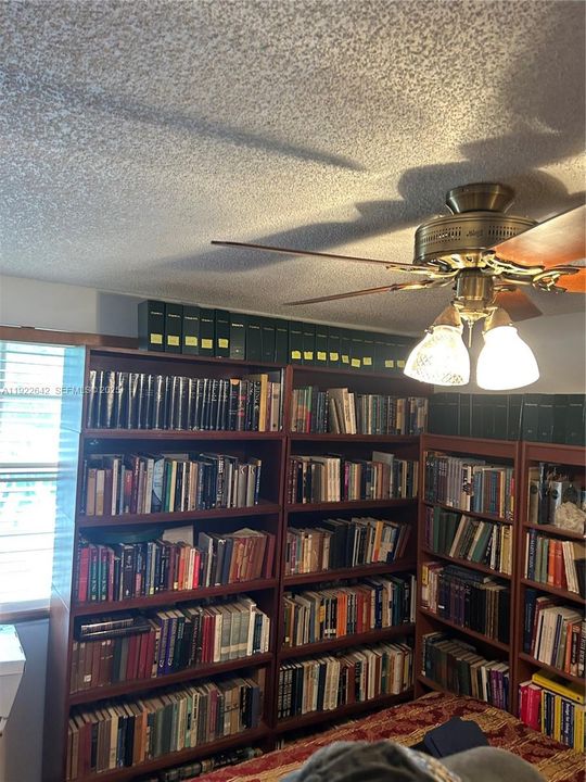 待售: $535,000 (3 贝兹, 2 浴室, 2099 平方英尺)