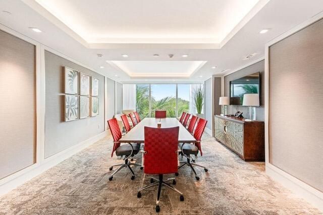 Akoya Board Room
