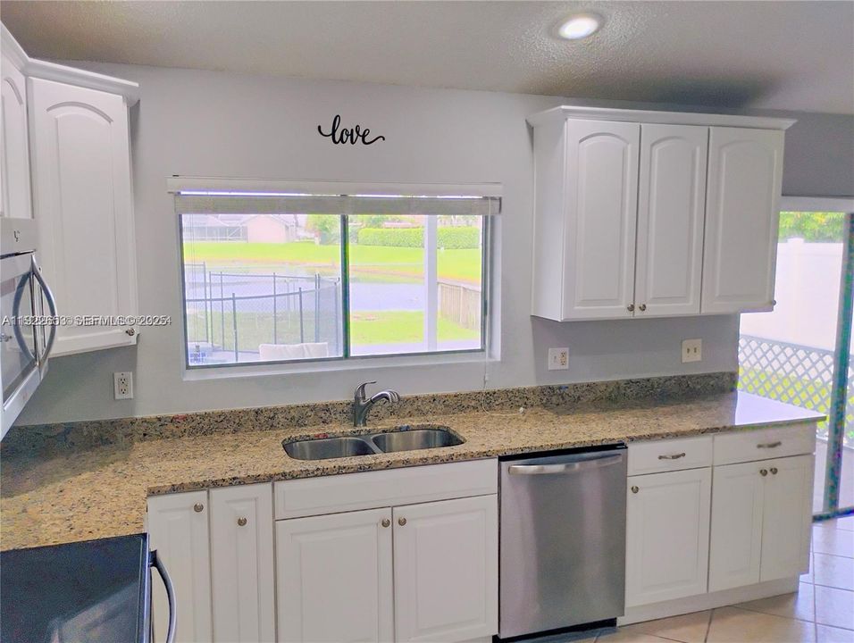 For Rent: $4,285 (4 beds, 2 baths, 2279 Square Feet)