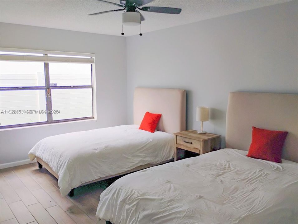 For Rent: $4,285 (4 beds, 2 baths, 2279 Square Feet)