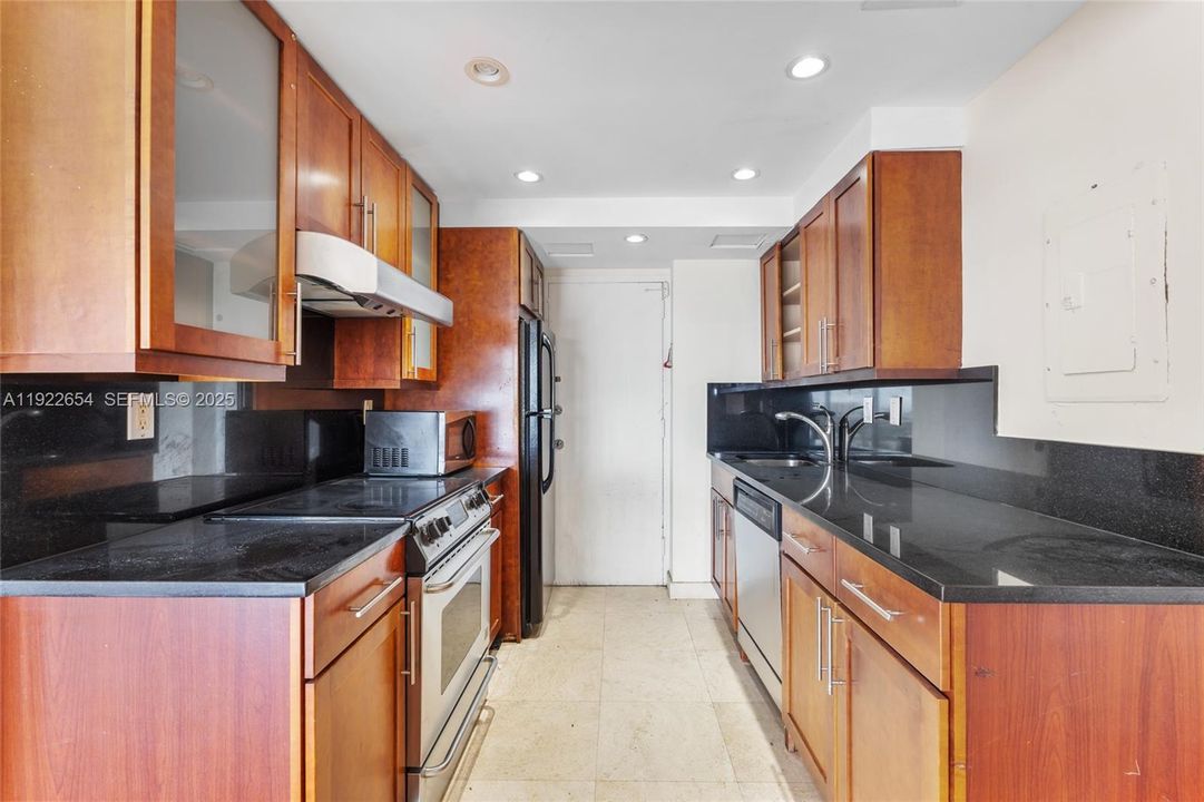 En Venta: $155,000 (1 camas, 1 baños, 861 Pies cuadrados)