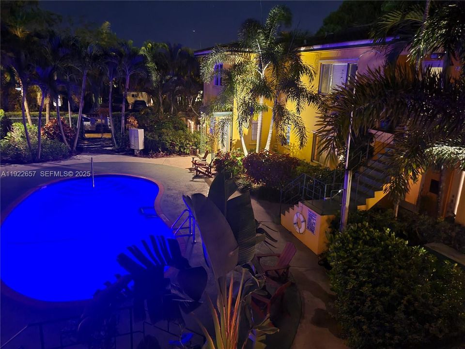 For Rent: $2,500 (2 beds, 1 baths, 1100 Square Feet)