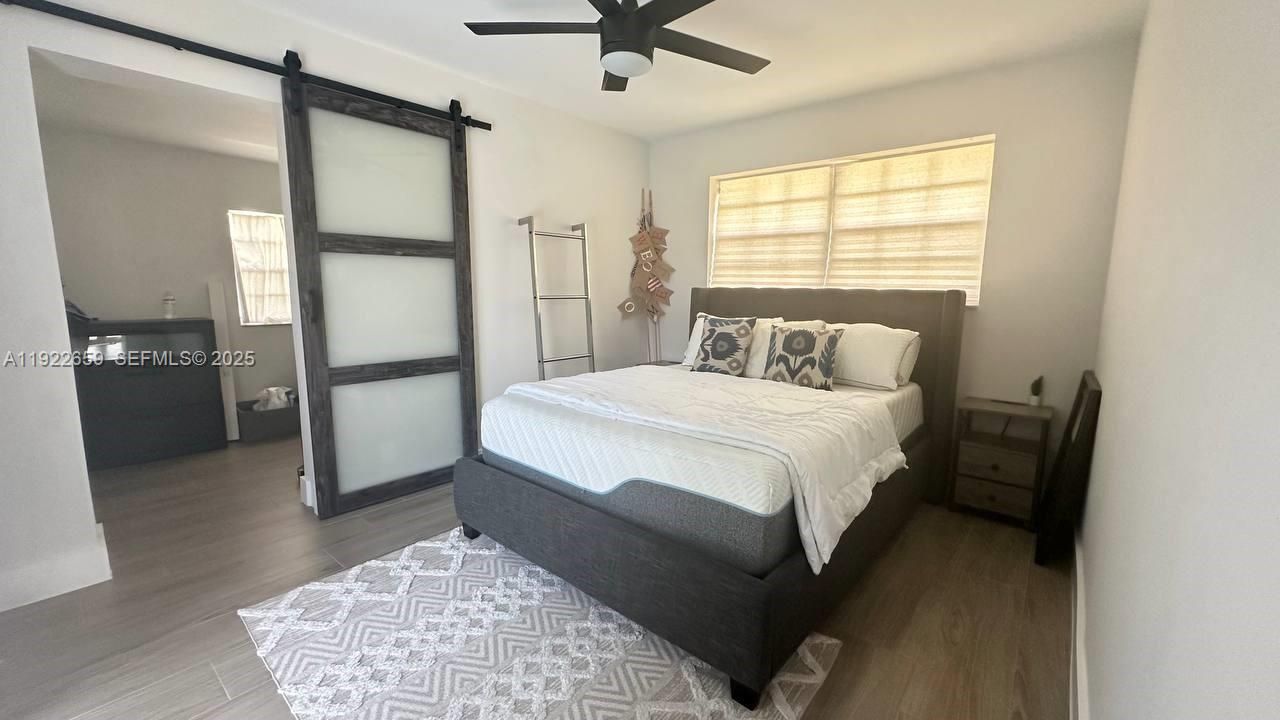 For Rent: $4,200 (3 beds, 2 baths, 1366 Square Feet)