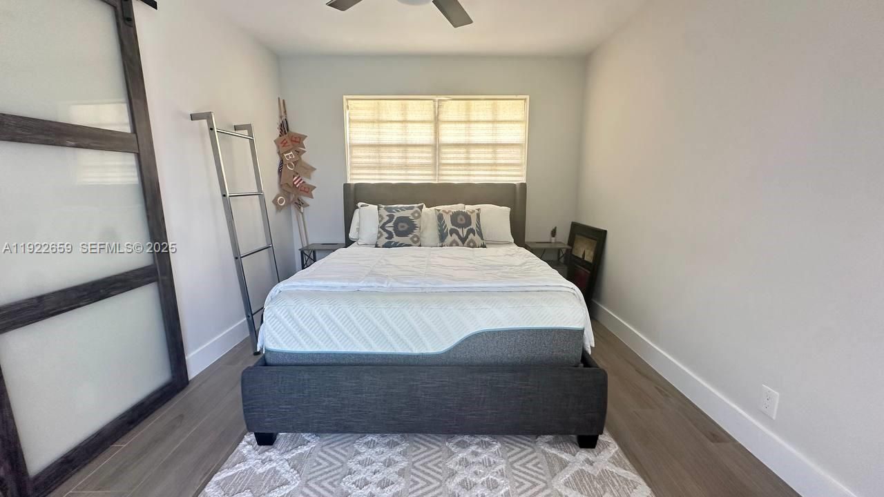 For Rent: $4,200 (3 beds, 2 baths, 1366 Square Feet)