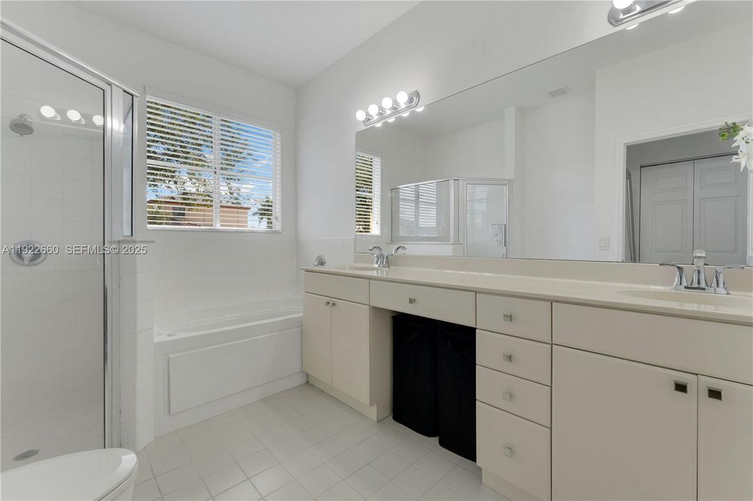 En Venta: $525,000 (3 camas, 2 baños, 1759 Pies cuadrados)