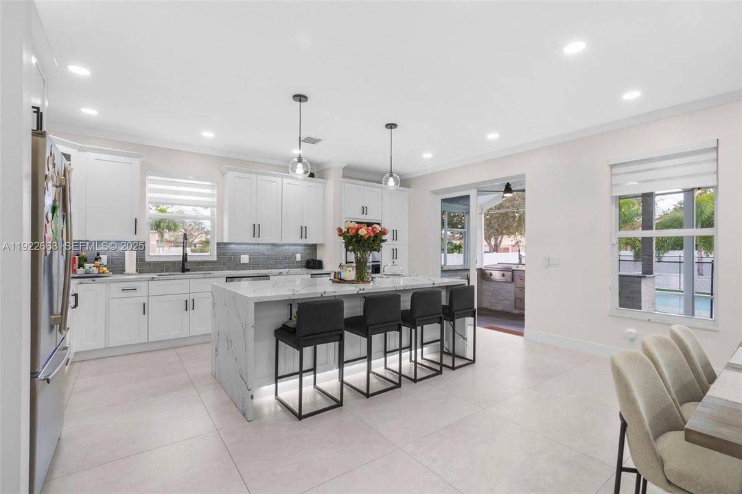 待售: $950,000 (4 贝兹, 3 浴室, 2598 平方英尺)