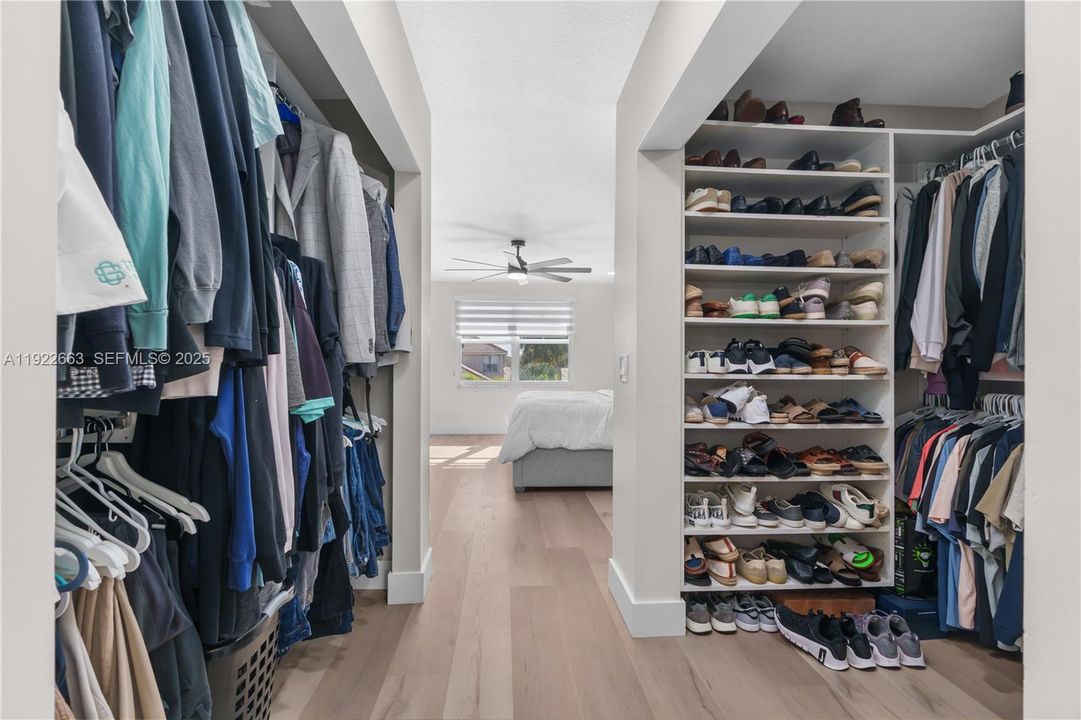 待售: $950,000 (4 贝兹, 3 浴室, 2598 平方英尺)